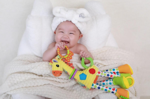 恩施宝宝为什么会吐奶 恩施宝宝为什么会吐奶